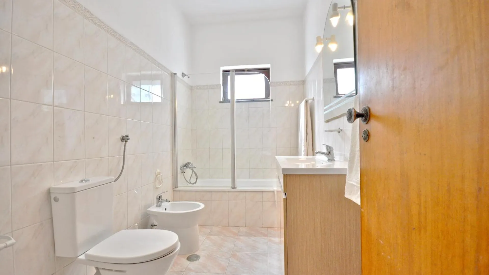 Close To Amenities, Free Air Conditioning And Wi-Fi 奎特里拉 0*,