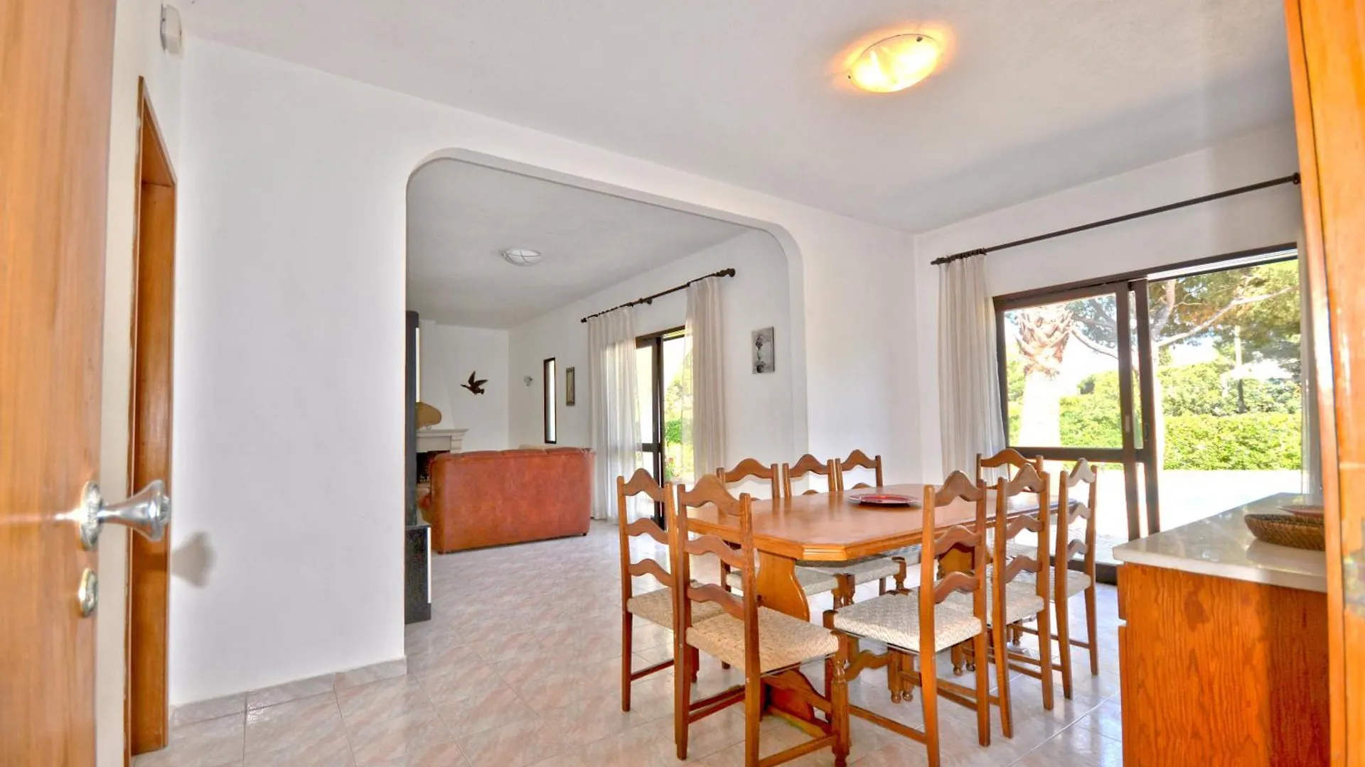 Close To Amenities, Free Air Conditioning And Wi-Fi Quarteira 0*,  Portugal